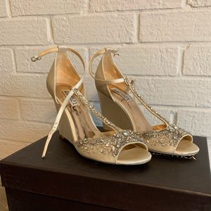 Badgley Mischka Wedges for your big day!